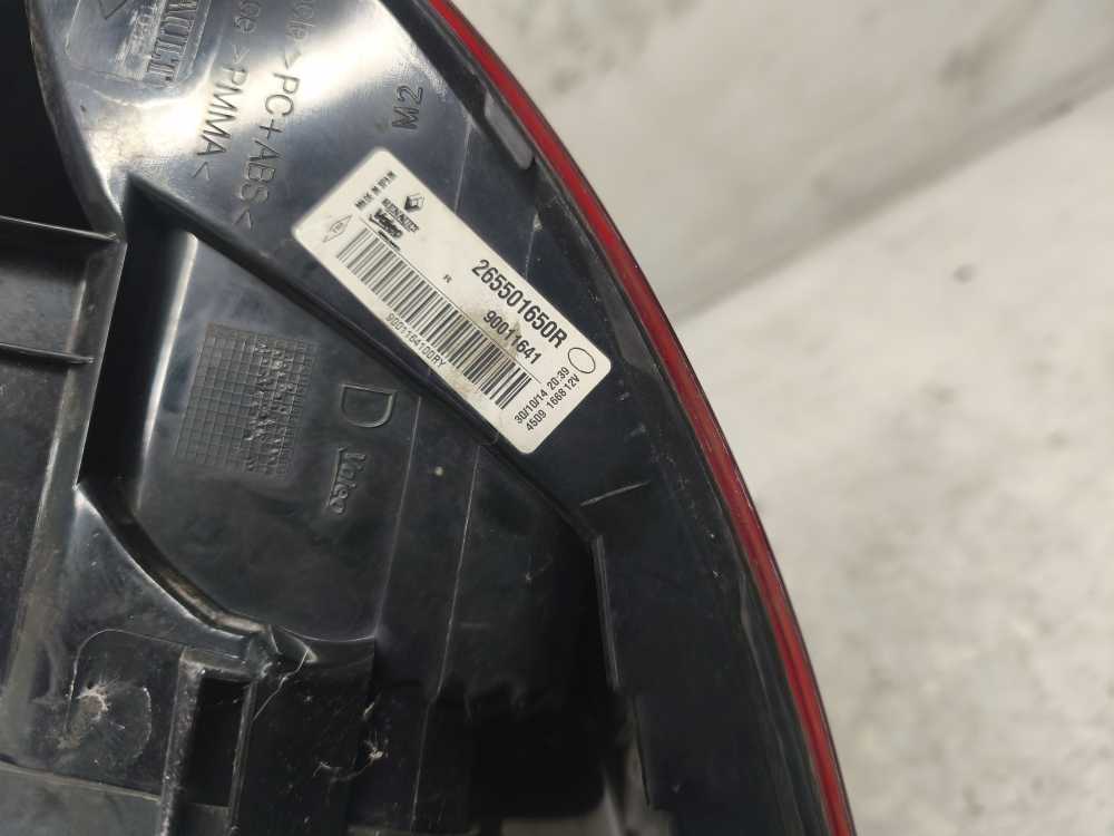 FEU ARRIERE DROIT RENAULT EXTERIEUR - Vue 3